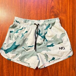 Women’s NFQ short without liner